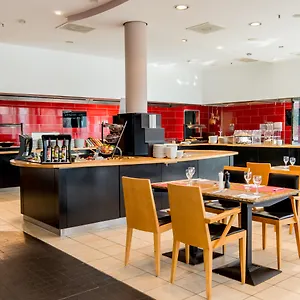 https://tryp-duesseldorf-airport.dortmundhotels.net